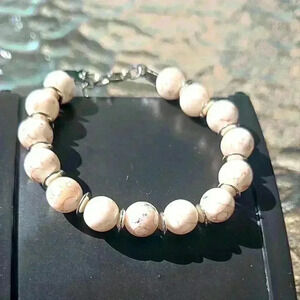 Beaded bracelet